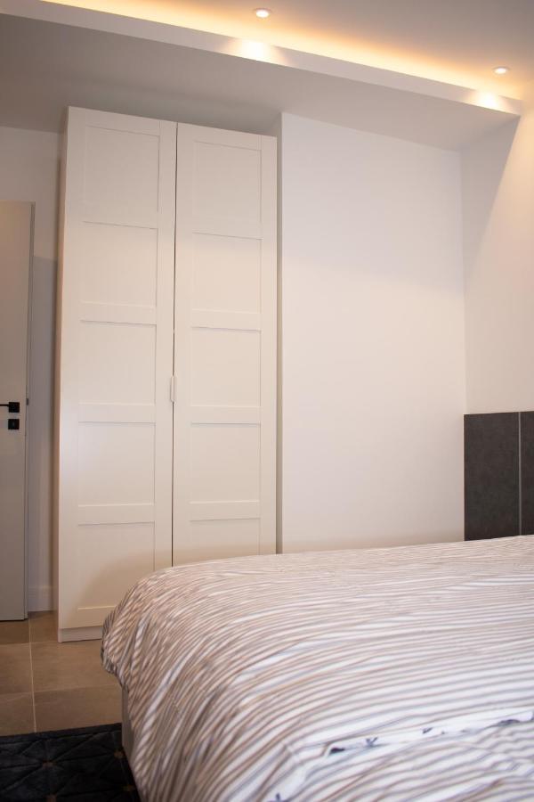 Luxury Cozy 2 Bdr Downtown Apt.5 บูดาเปสต์ ภายนอก รูปภาพ