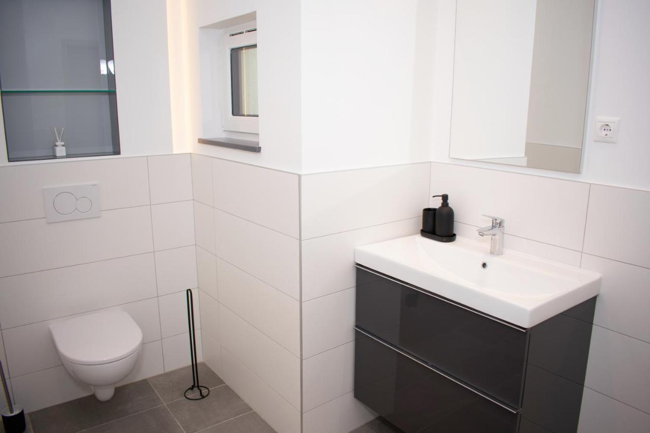 Luxury Cozy 2 Bdr Downtown Apt.5 บูดาเปสต์ ภายนอก รูปภาพ